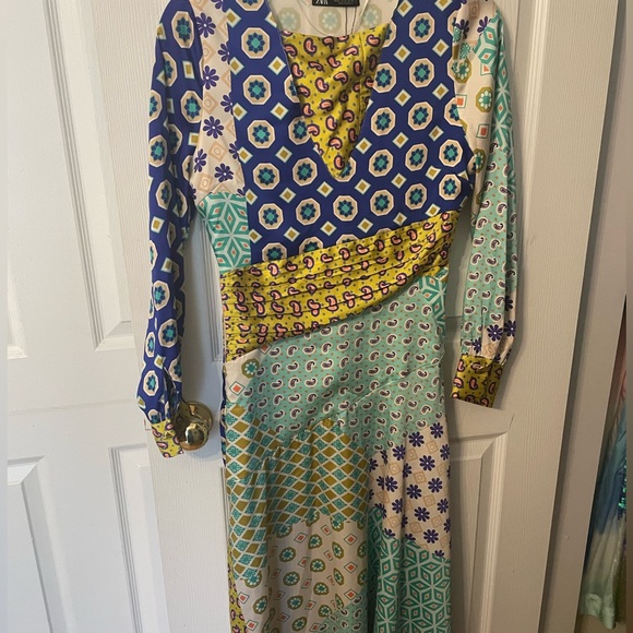 ZARA patterned midi dress - Picture 2 of 2